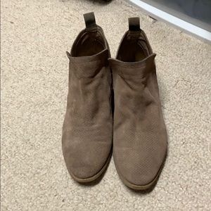 Dolce vita tan booties size 8
